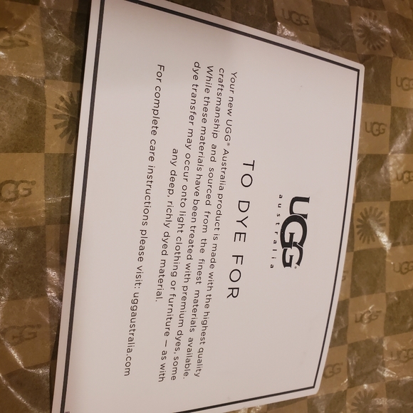 Brand New in box Ugg Australia women's Blayre II size 5 black boots - Picture 6 of 6